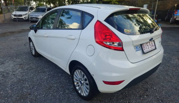 2011 Low Km Fiesta 7.jpg